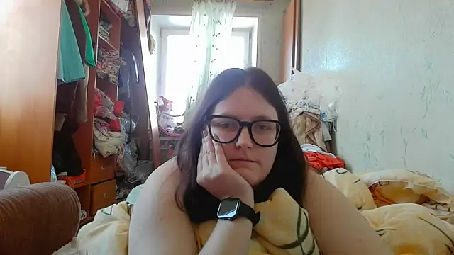 Chatroom XXX en direct de DesireMelissa