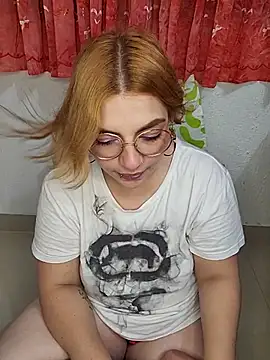 mila_curvy Adlı Modelin Canlı XXX Sohbeti