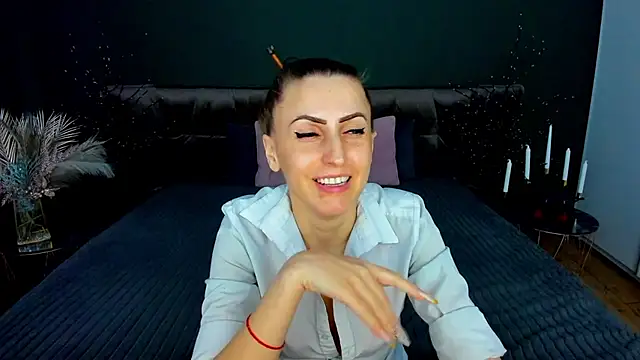 Rebecca_Diamond Adlı Modelin Canlı XXX Sohbeti