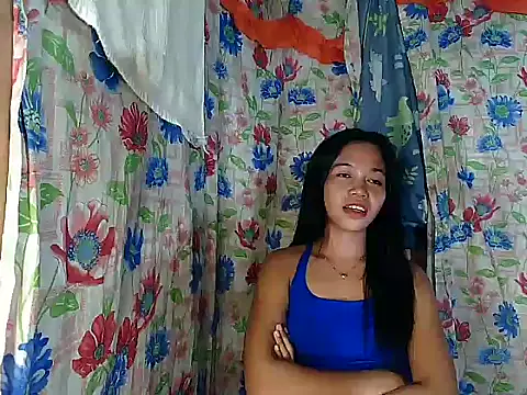 PinaySkinnyGirl live XXX chat
