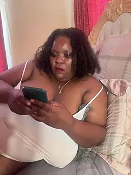 Chatroom XXX en direct de Michyboldy