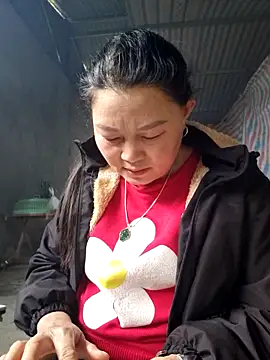 yoowwmr's Live XXX Chat