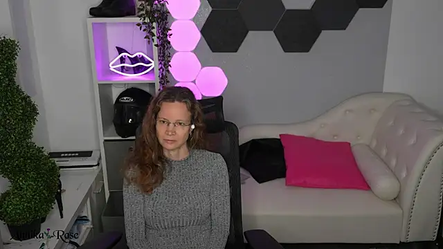 Czat XXX na żywo – AnnikaRose