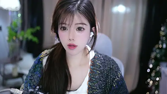 Cecily Adlı Modelin Canlı XXX Sohbeti