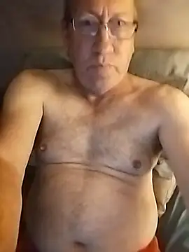 hornyrich69 élő XXX-chatje