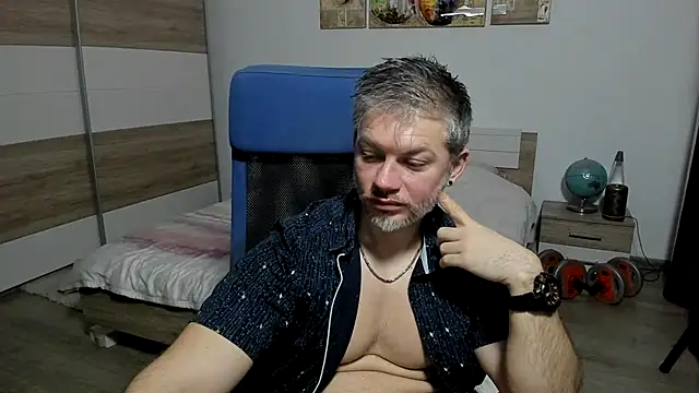 RobbyShawz live XXX chat