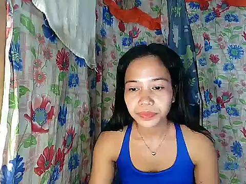 PinaySkinnyGirl élő XXX-chatje