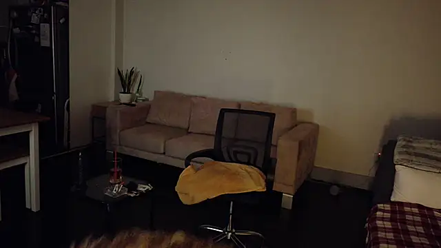 Chat XXX en directo de FreckleFaceBeauty