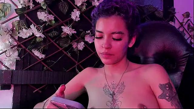 Anny_Kiitty: απευθείας συνομιλία ΧΧΧ