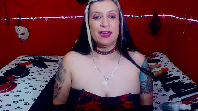 MATURE_Randy Live XXX Chat