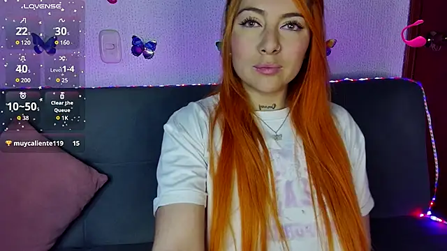 AnihaaのライブXXXチャット