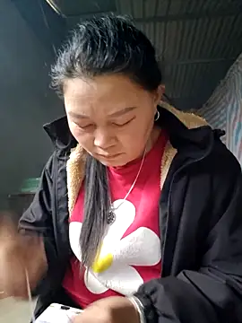 yoowwmr: онлайн-секс-чат