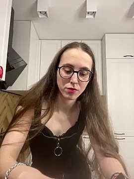 Chatroom XXX en direct de MartiniiSelenna