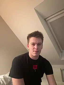 Toyjungee Live XXX-chat