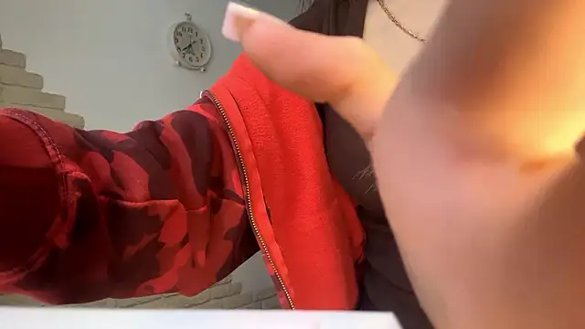 ElsieKuhlmann Chat XXX in diretta