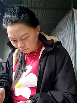 yoowwmr's Live XXX Chat