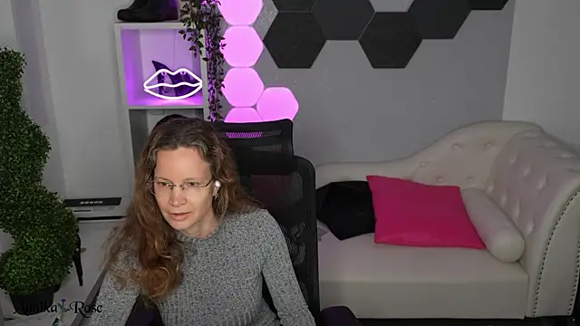 AnnikaRose – Live XXX-chat