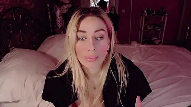 Chatroom XXX en direct de AnnieGOld_