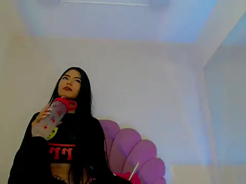 estefany_squirt1 – Live XXX-chat