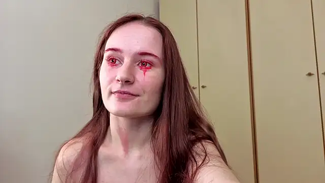 L1ittle_kitty_ Adlı Modelin Canlı XXX Sohbeti