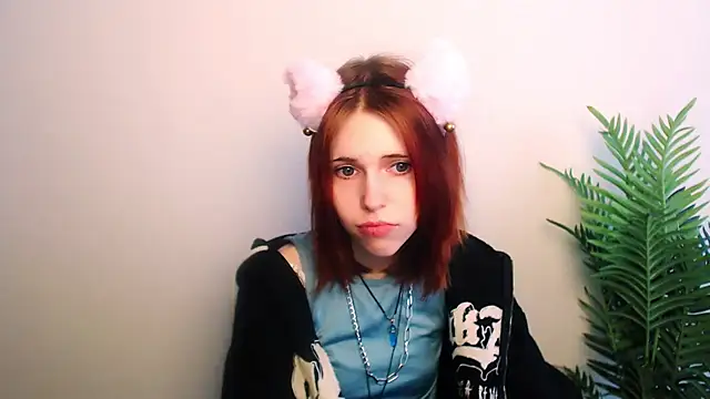 GuessMe___ Adlı Modelin Canlı XXX Sohbeti