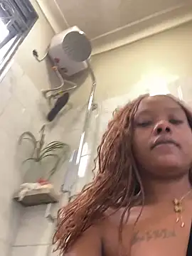 Dellah27's Live XXX Chat