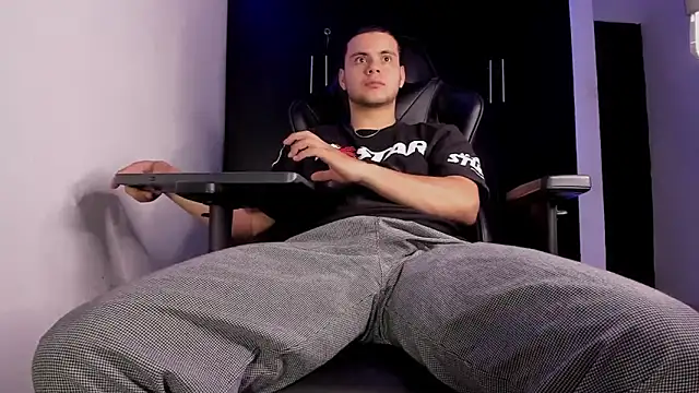 Liam_Mateo's Live XXX Chat