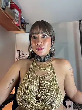 Chat XXX en directo de AsianMilfSheryl