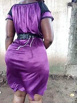 Ledi_brown live XXX chat