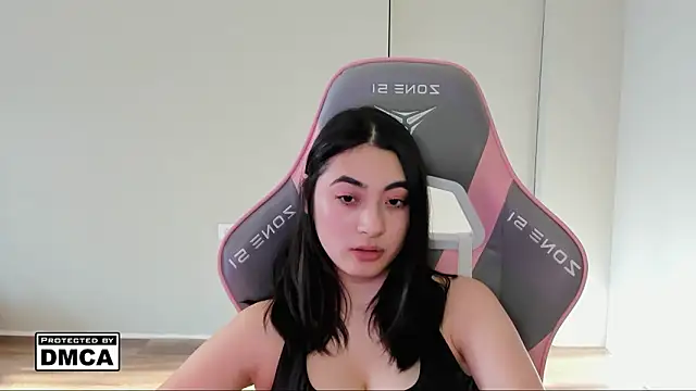 Онлайн чат XXX MeilideQian1