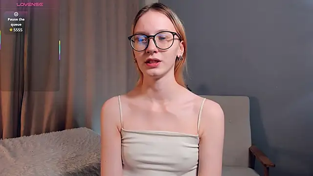 Chat XXX en directo de SharylSmalt