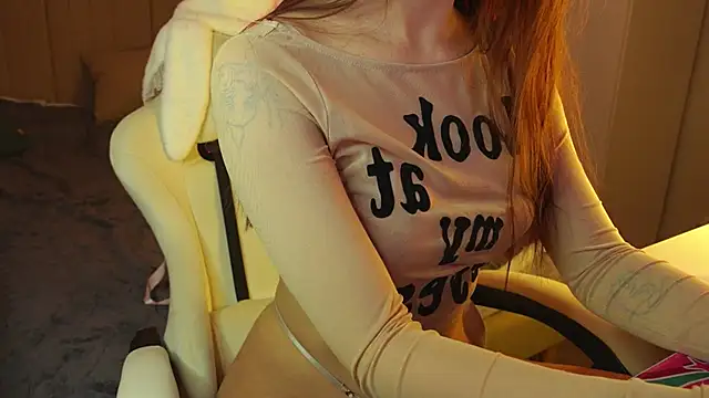 แชท XXX สดของ Meowmacito