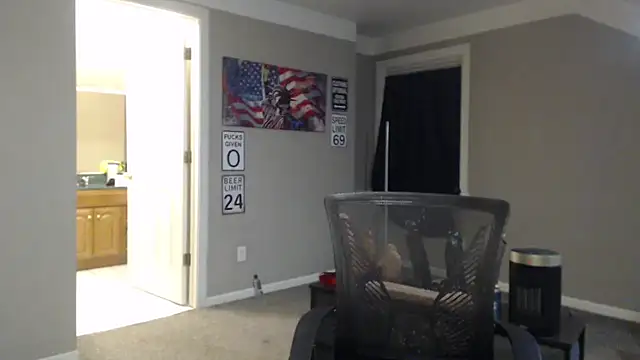 Michigan9000 Adlı Modelin Canlı XXX Sohbeti