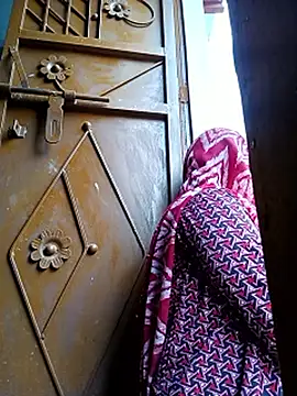 Karishma_cute élő XXX-chatje