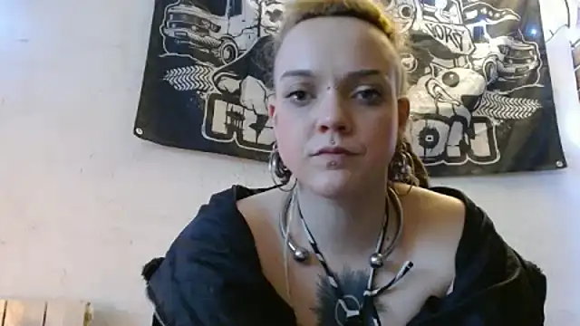 spiralhokkaido23 Adlı Modelin Canlı XXX Sohbeti