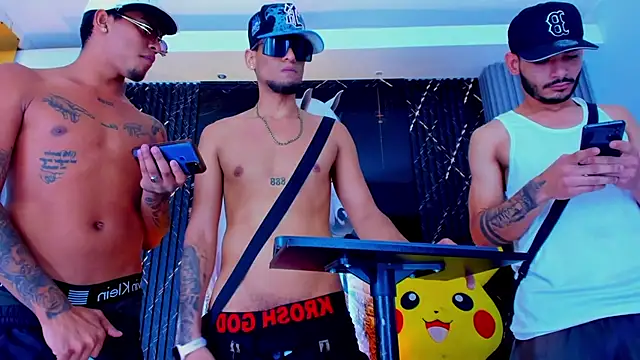 دردشة The_Gods_In_Diamonds الجنسية المباشرة