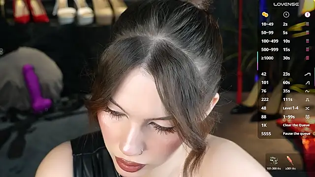 MistressDarsy's Live XXX Chat