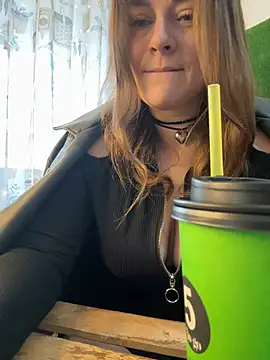 Chat XXX ao vivo de CrazyTori