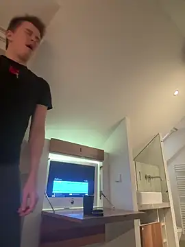 Toyjungee 现场XXX聊天