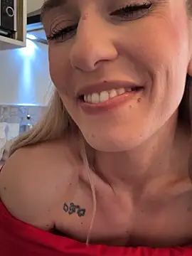 lola_tentatiion's Live XXX Chat