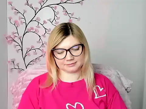 Lola_moree Adlı Modelin Canlı XXX Sohbeti