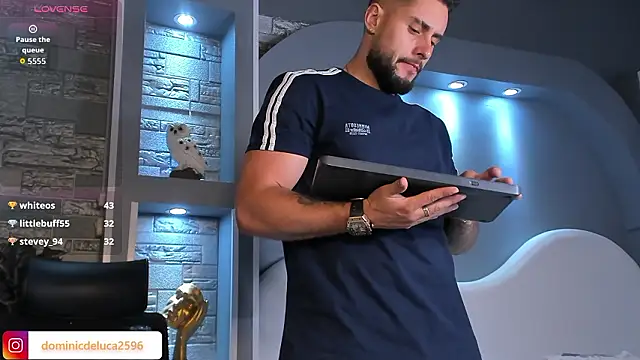 dominic_de_luca Adlı Modelin Canlı XXX Sohbeti