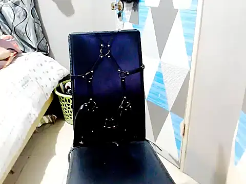 Savannah_Cock Adlı Modelin Canlı XXX Sohbeti