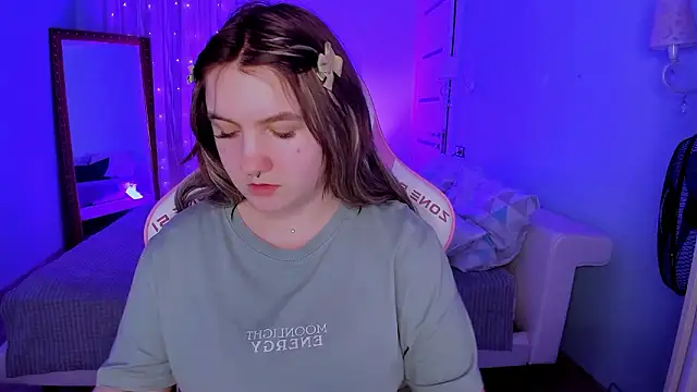 Chatroom XXX en direct de lovelyy_julia