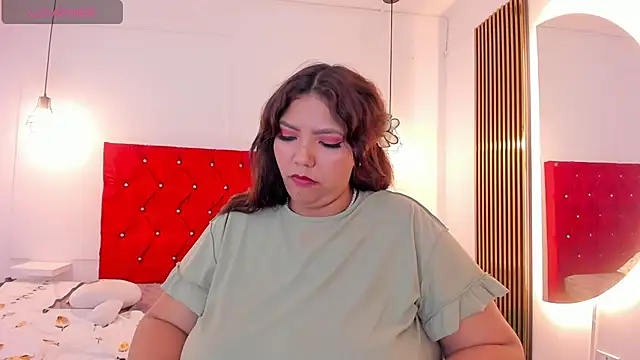 SelenaAngelX: онлайн-секс-чат