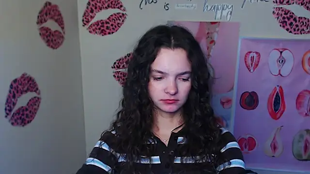 _SusieSu_ Chat XXX in diretta