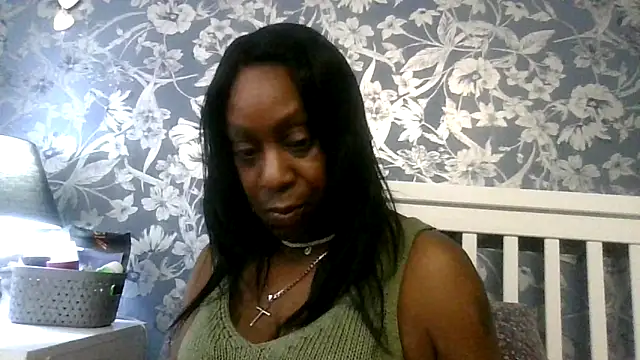 Ebony-SultryX live XXX chat