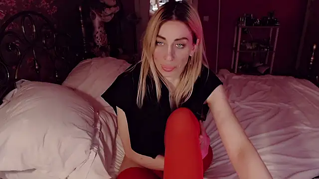 AnnieGOld_のライブXXXチャット