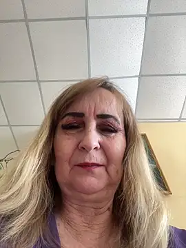 Irina2909@xh Chat XXX in diretta