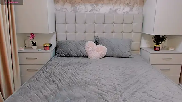 Chatroom XXX en direct de mysteriousbrunette26